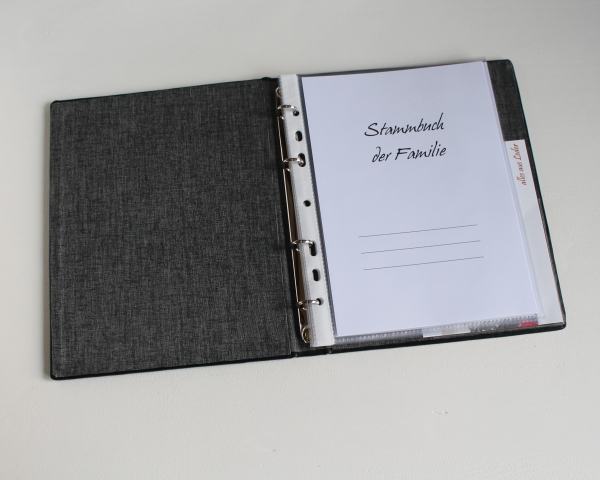 Stammbuch "Lebensbaum" aus Nappaleder, schwarz mit Goldschrift, DIN A5